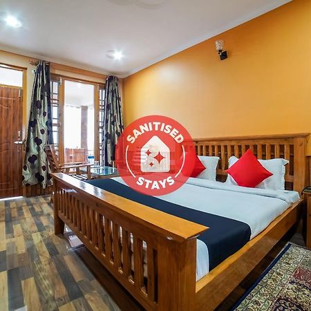 Capital O 47240 Hotel Blossom Resort Kausani Esterno foto